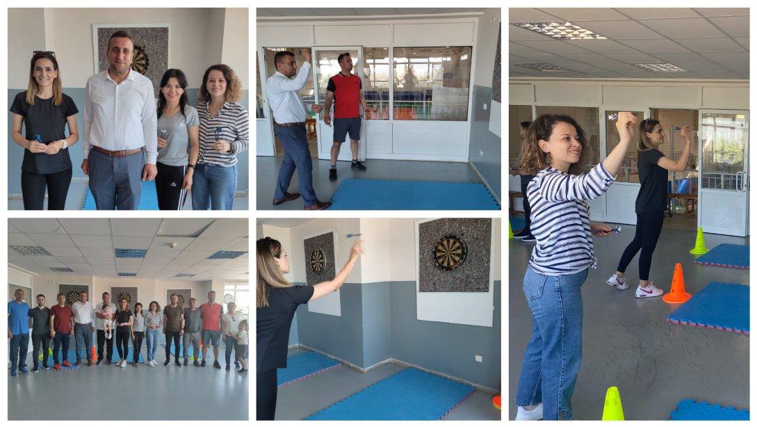 Öğretmeniyle Güzel İstanbul Projesi kapsamında düzenlediğimiz Öğretmenler Arası Dart Turnuvası