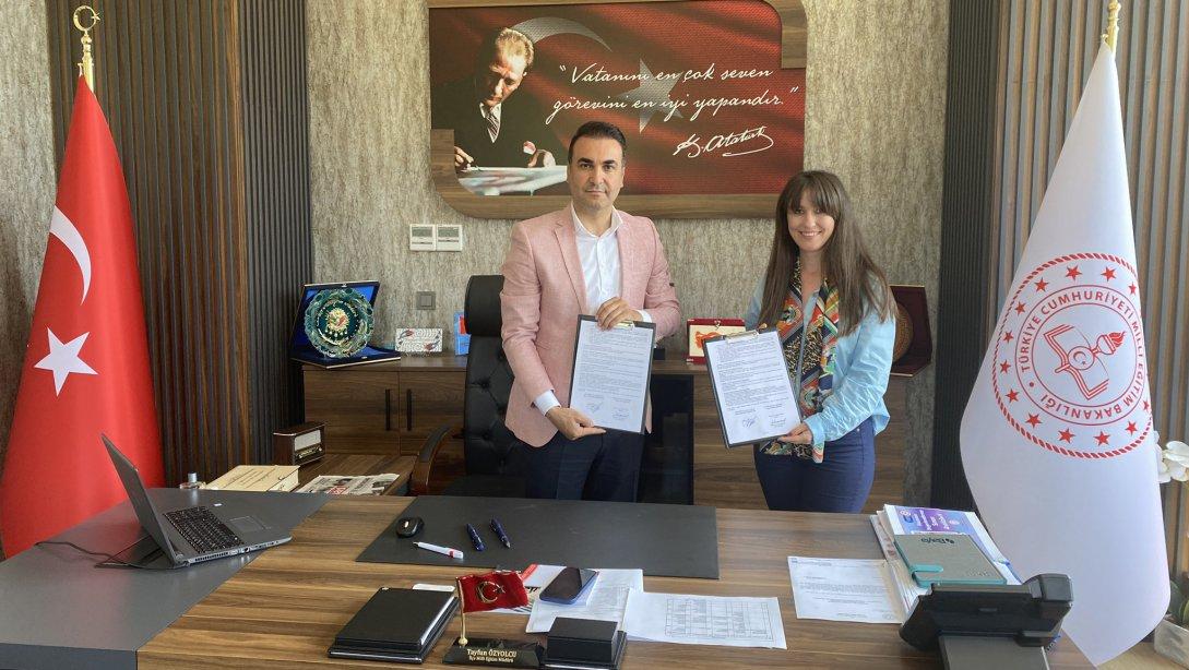 Müdürlüğümüz ve Fatih Sultan Mehmet Vakfı Üniversitesi Arasında İşbirliği Protokolü İmzalandı.