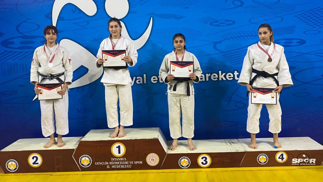 Öğrencimiz Beritan Demir Judo Turnuvasında İstanbul Üçüncüsü Oldu